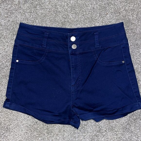 Blue Love Fire Sexy pocket short cuffed leg 2 1/4” inseam shorts USA 9 - Picture 1 of 4
